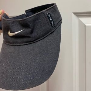 Black Nike Visor